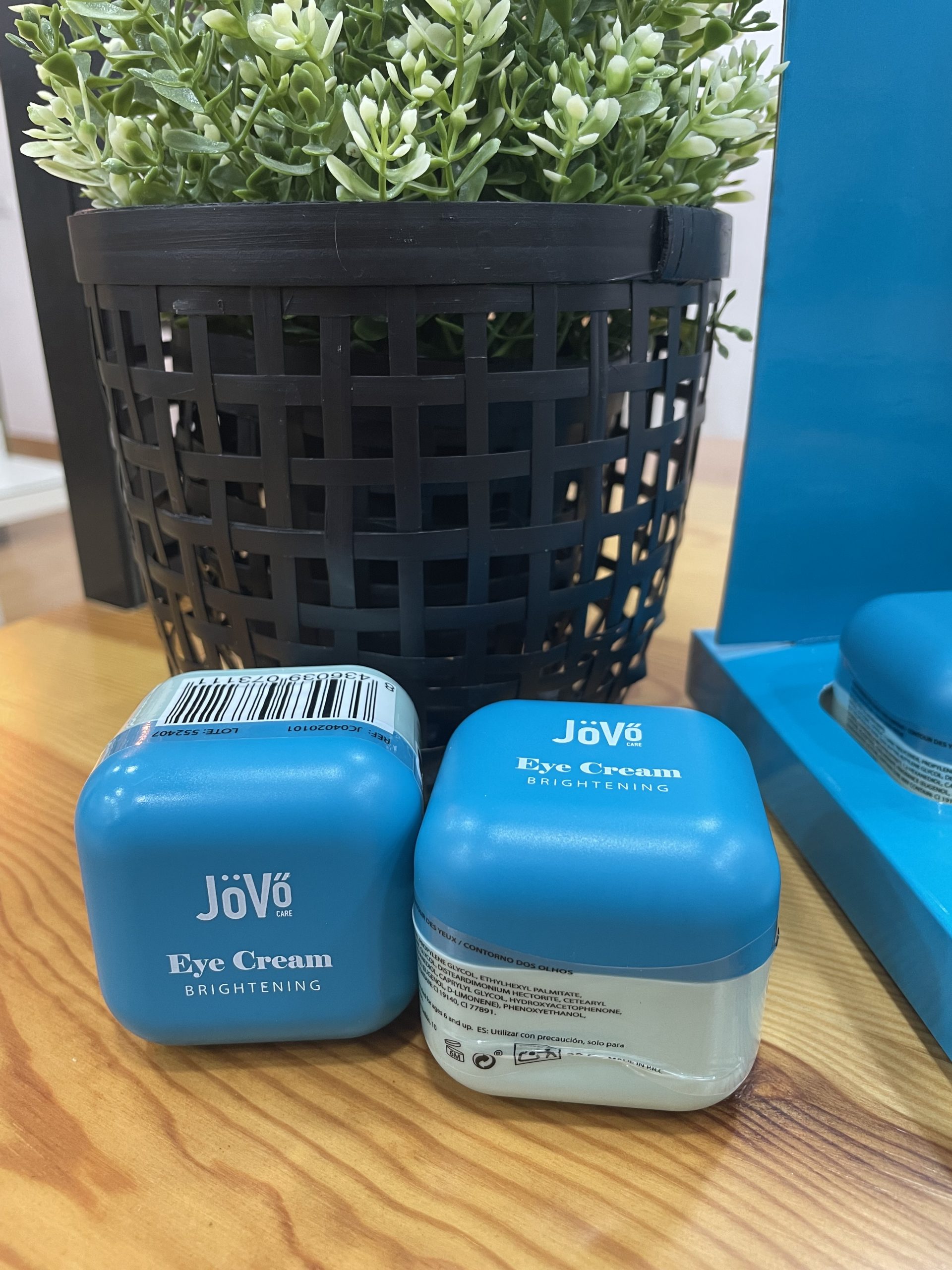 Contorno De Ojos Imagen de Contorno De Ojos